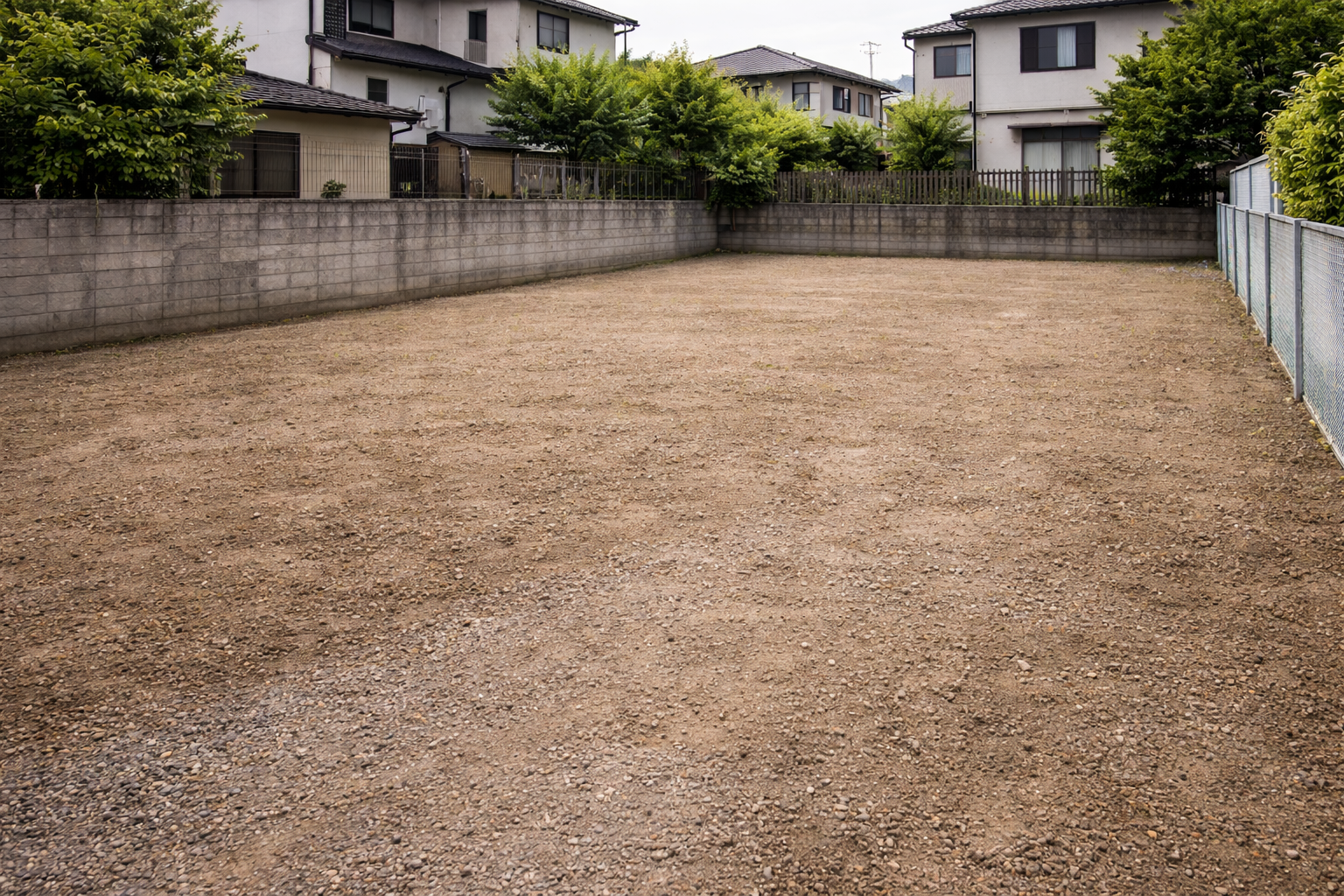 草刈り・除草 After｜地面が見えてすっきりした状態